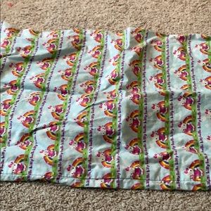 Hello kitty pillow case !